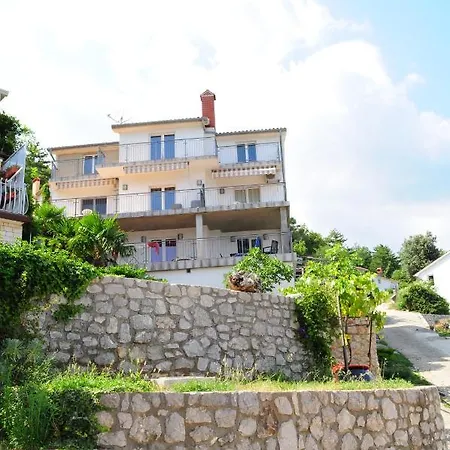 Apartman Poseidon Plomin