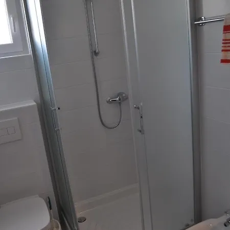 Poseidon Apartment *