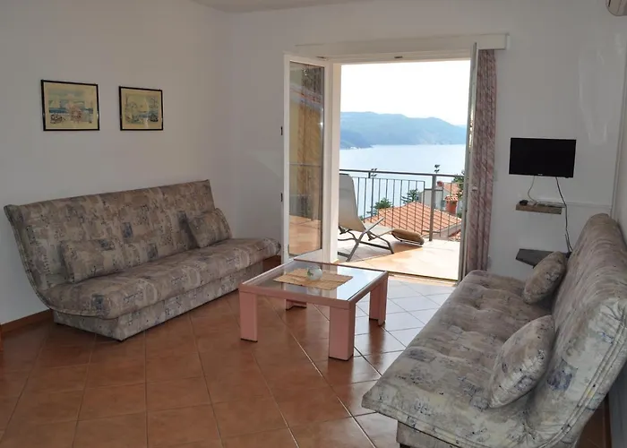 Poseidon Lejlighed *